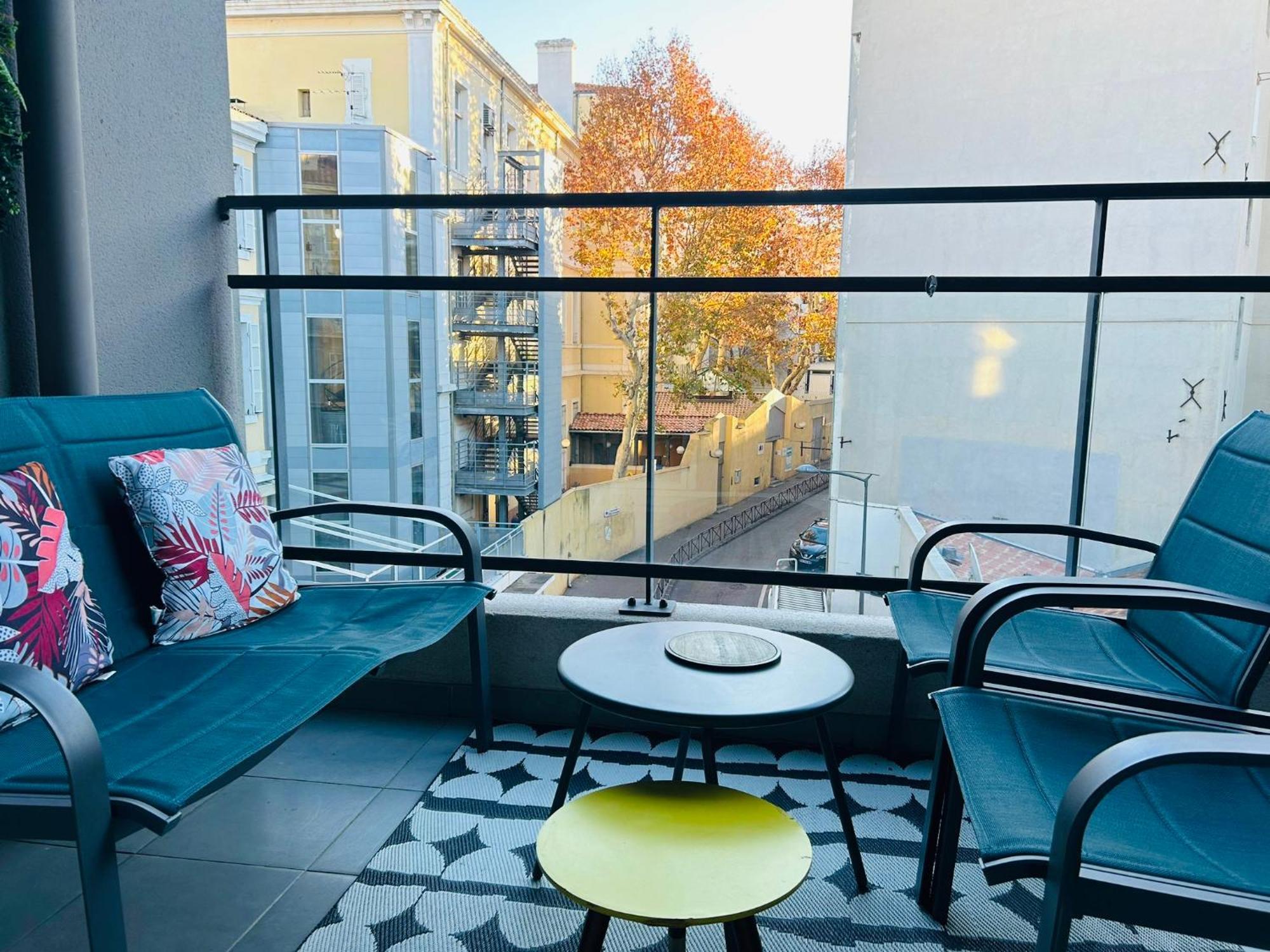 Apartment Le 13or - De Charme En Plein Centre Avec Parking Et Jolie Terrasse - Panier Joliette Vieux Port