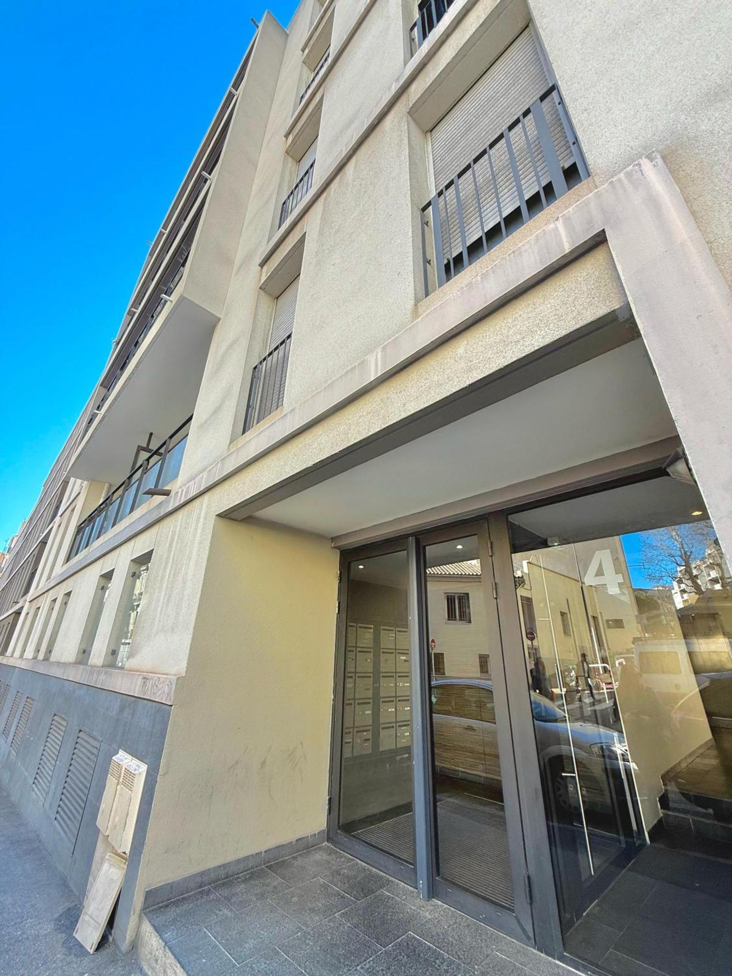Le 13or - De Charme En Plein Centre Avec Parking Et Jolie Terrasse - Panier Joliette Vieux Port *
